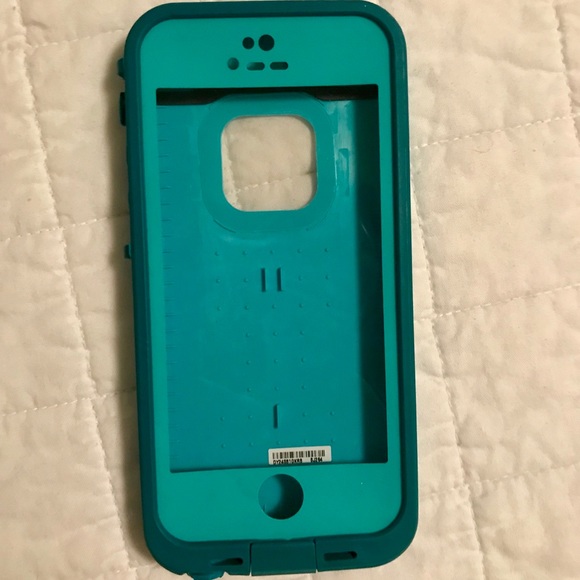 iPhone 5s Lifeproof case - Picture 2 of 2